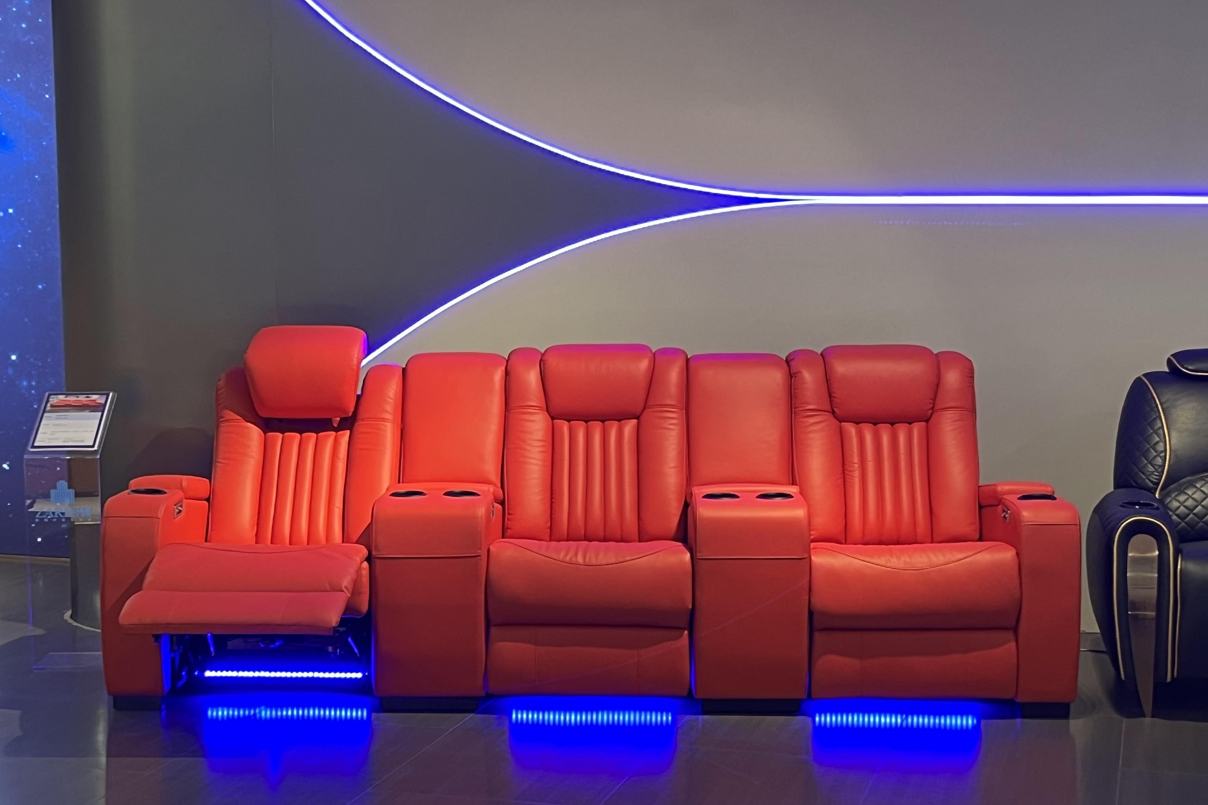 Exploring Comfort in Different Types of Home Theater Sofas: Understanding Softness, Resilience, and Texture